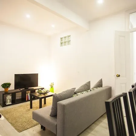 Castel View Apartman *